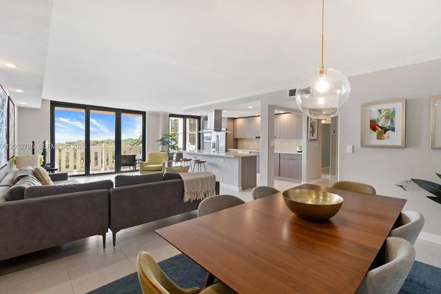 5 of 24 - 1121 Crandon Boulevard #f403, Key Biscayne, FL