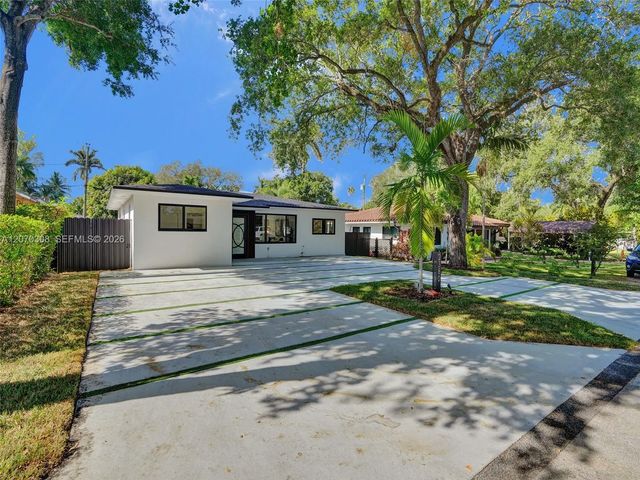 4 of 70 - 2380 Ne 184th Terrace, North Miami Beach, FL