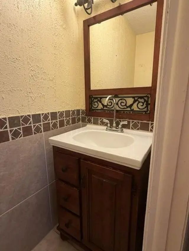 4 of 26 - 4044 Sw 67th Terrace #7, Davie, FL