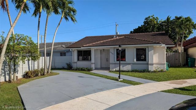 13280 Sw 40th Terrace, Miami