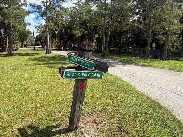 5 of 10 - 19556 Black Falcon Road, Loxahatchee, FL