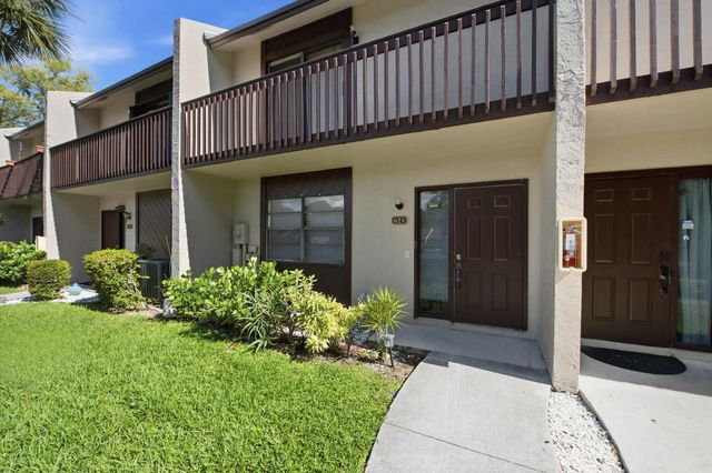 3 of 42 - 621 Nw 47th Street, Deerfield Beach, FL