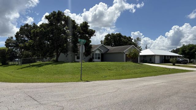 2 of 2 - 1501 Sw Curry Street, Port St. Lucie, FL