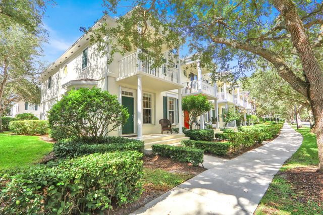 2 of 28 - 131 Radcliffe Court, Jupiter, FL