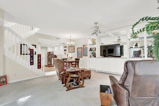 5 of 28 - 131 Radcliffe Court, Jupiter, FL