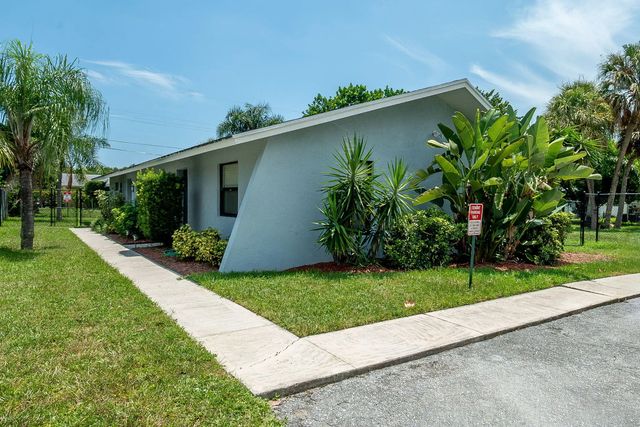 4 of 42 - 9287 Sunrise Drive, West Palm Beach, FL