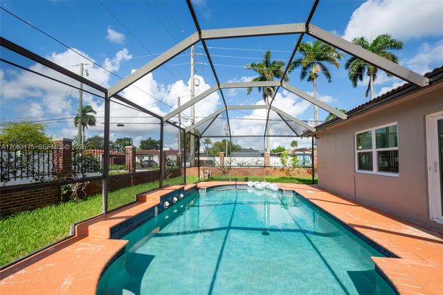 3 of 25 - 3134 Pierce Street, Hollywood, FL