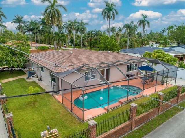 5 of 25 - 3134 Pierce Street, Hollywood, FL