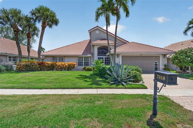 7318 Amber Falls Lane, Boynton Beach
