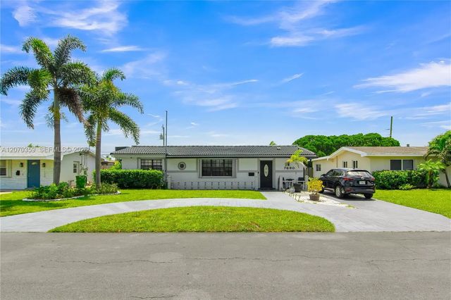 7690 Nw 16th Court, Pembroke Pines