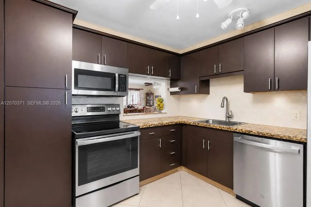 3 of 21 - 3170 Holiday Springs Boulevard #6-105, Margate, FL