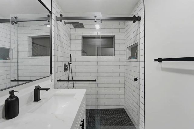 5 of 24 - 1382 9th Street, West Palm Beach, FL