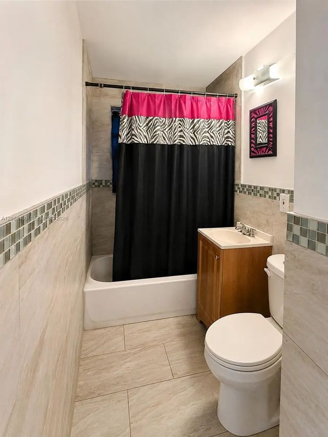 3 of 8 - 5632 Sw 39th Street, West Park, FL