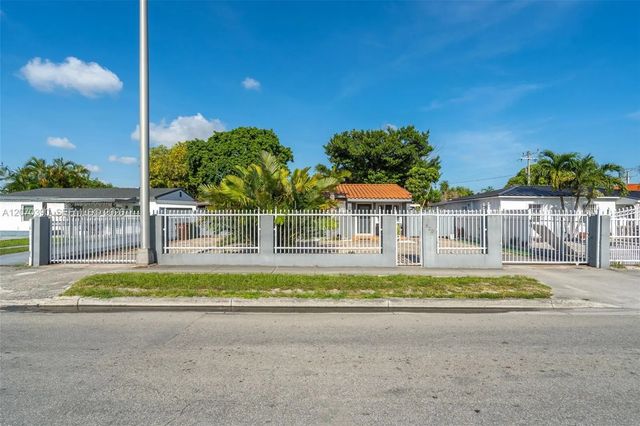 820 E 10th Avenue, Hialeah