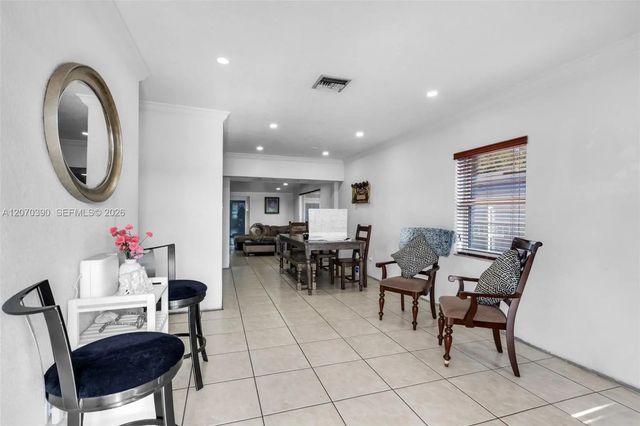5 of 29 - 820 E 10th Avenue, Hialeah, FL