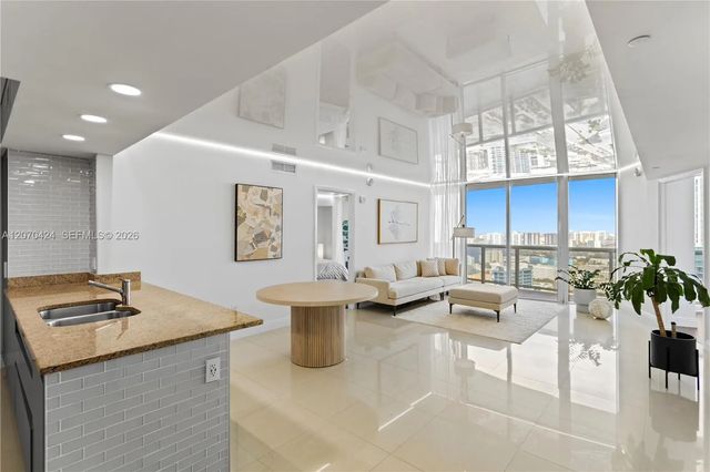 3 of 62 - 17201 Collins Avenue #3502, Sunny Isles Beach, FL
