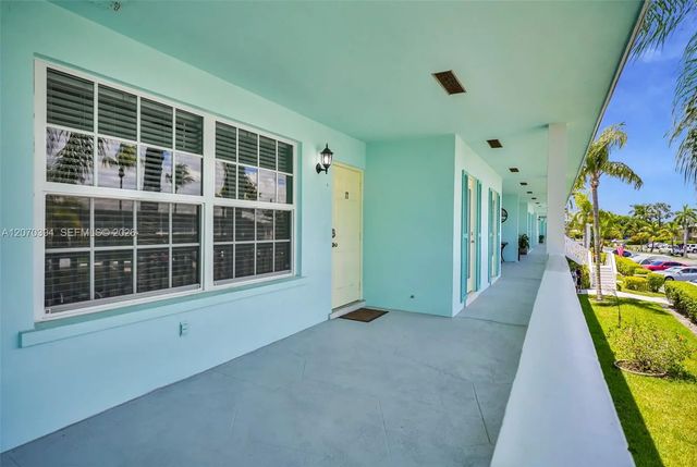 2 of 39 - 931 Se 9th Avenue #17, Pompano Beach, FL