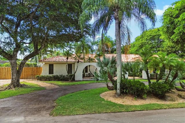 7190 Sw 100th Street, Pinecrest
