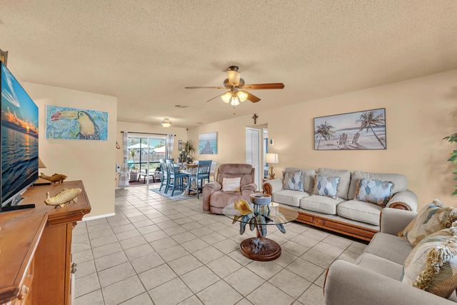 5 of 42 - 515 Nw Twylite Terrace, Port St. Lucie, FL