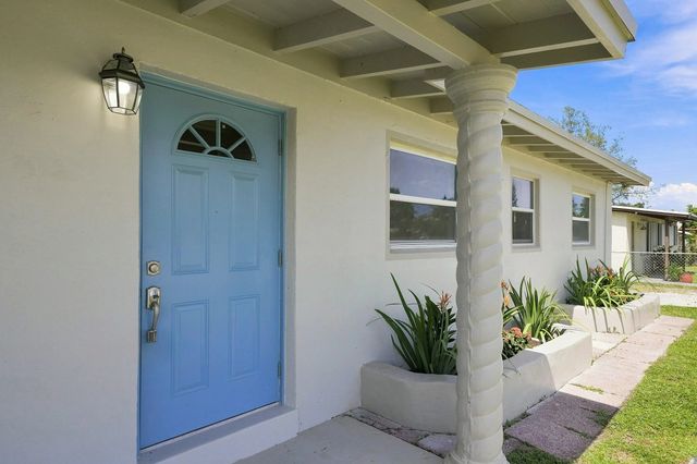4 of 28 - 1629 Nw 15th Court, Fort Lauderdale, FL