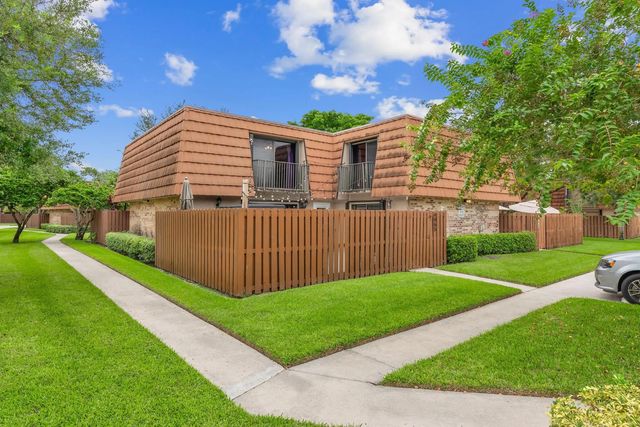 4065 Wimbledon Drive, Cooper City