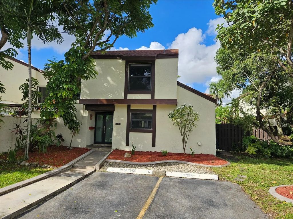 540 Nw 99th Place #540, Miami