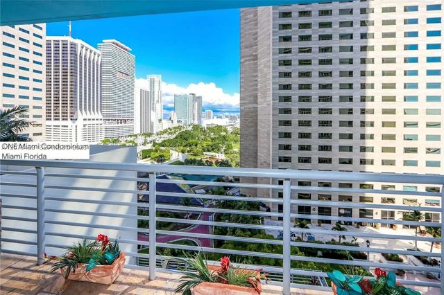 3 of 71 - 335 S Biscayne Boulevard #1500, Miami, FL