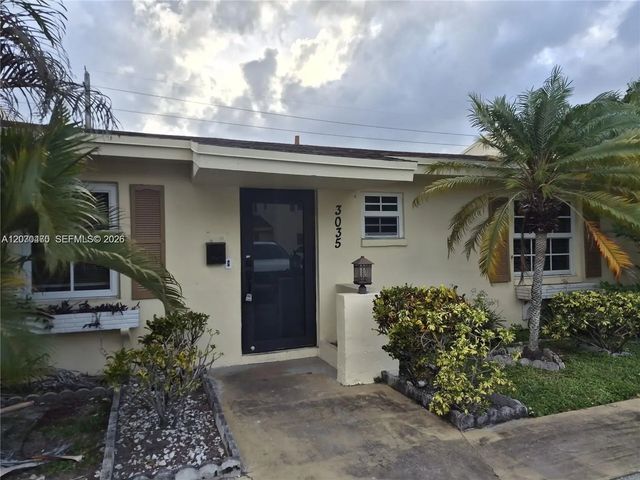 3035 Nw 68th Street #12d, Fort Lauderdale