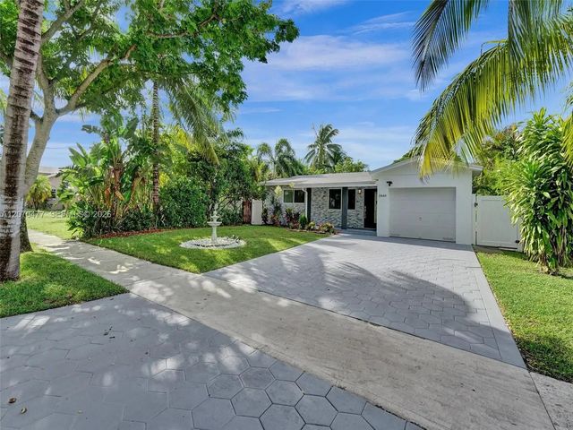 2446 Fillmore Street, Hollywood