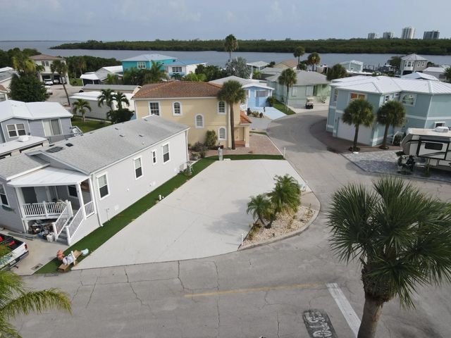 2 of 8 - 485 Nettles Boulevard, Jensen Beach, FL