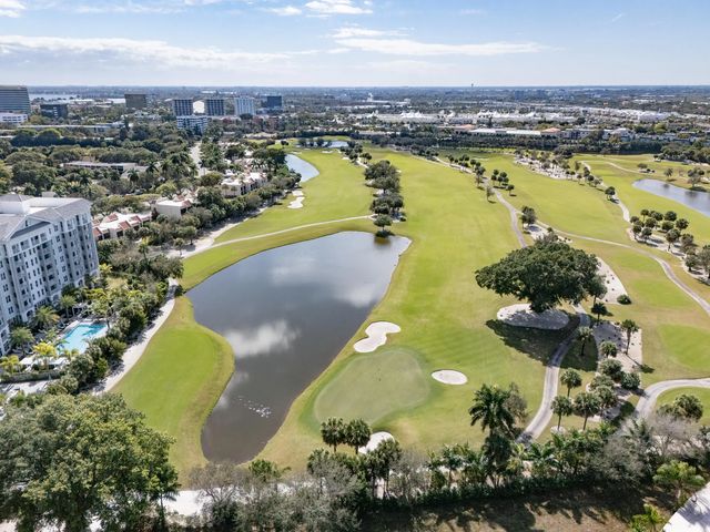 2400 Presidential Way #ph6, West Palm Beach