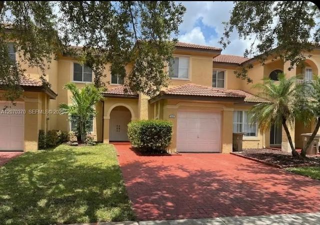 223 Sw Maple Terrace, Davie