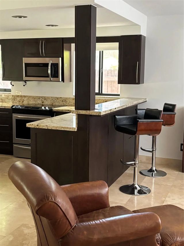 3 of 29 - 1126 Lincoln Street, Hollywood, FL