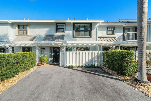 5 of 84 - 611 Ne 12th Terrace #2, Boynton Beach, FL