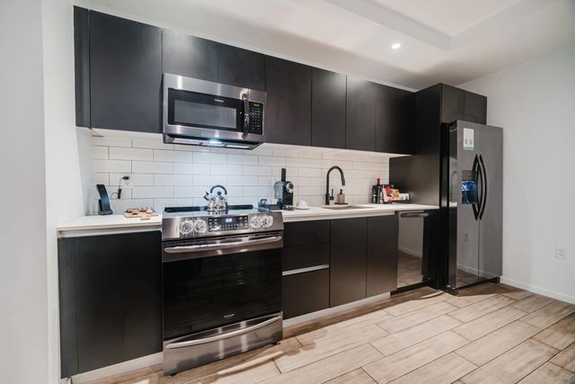 2 of 29 - 398 Ne 5th Street #1515, Miami, FL