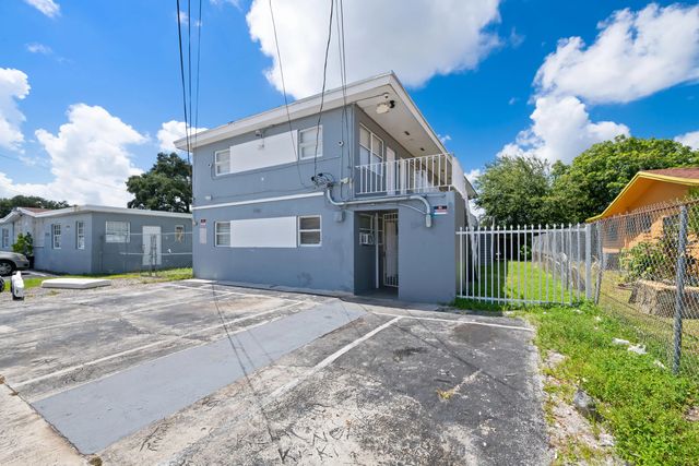 1761 Ali Baba Avenue, Opa-Locka