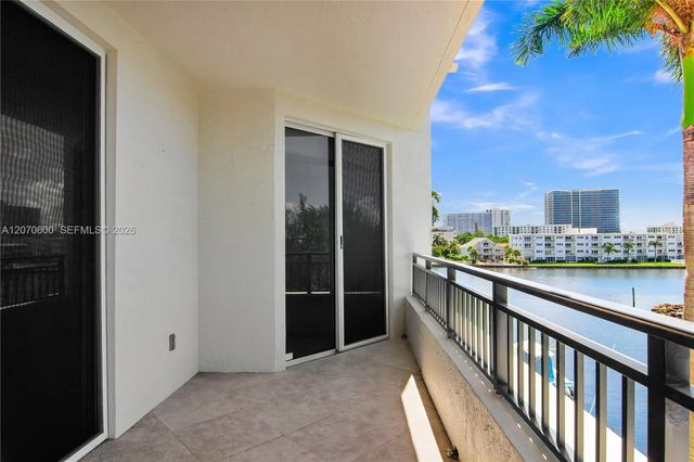 2880 Ne 14th St Causeway #311, Pompano Beach