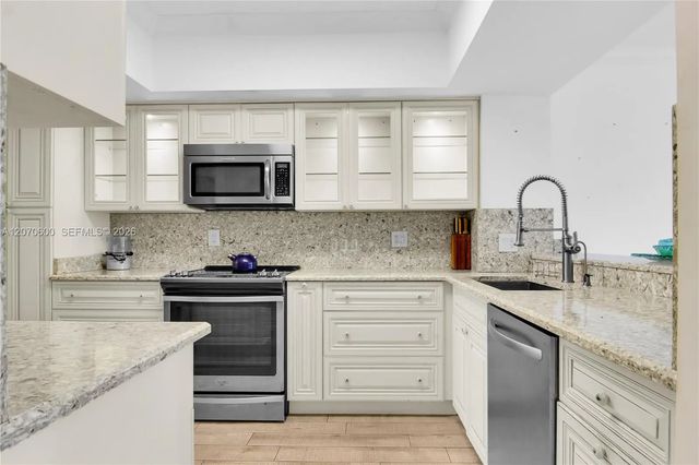 4 of 51 - 2880 Ne 14th St Causeway #311, Pompano Beach, FL