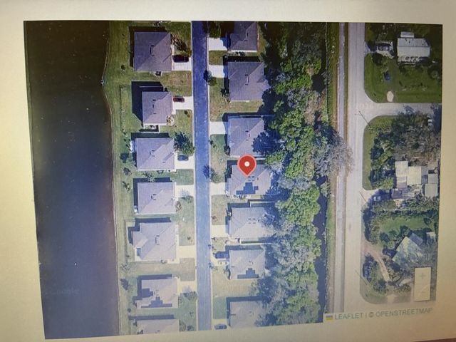2 of 21 - 5250 Oakland Lake Circle, Fort Pierce, FL