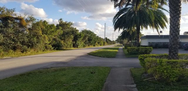 2 of 9 - 312 S Old Dixie Highway #210, Jupiter, FL