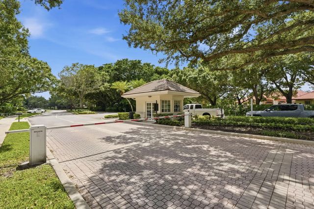 2 of 18 - 8288 Man O War Road, Palm Beach Gardens, FL