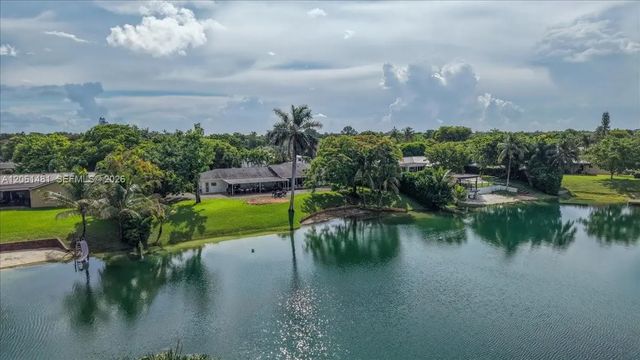 5 of 56 - 12300 Sw 112th Avenue, Miami, FL