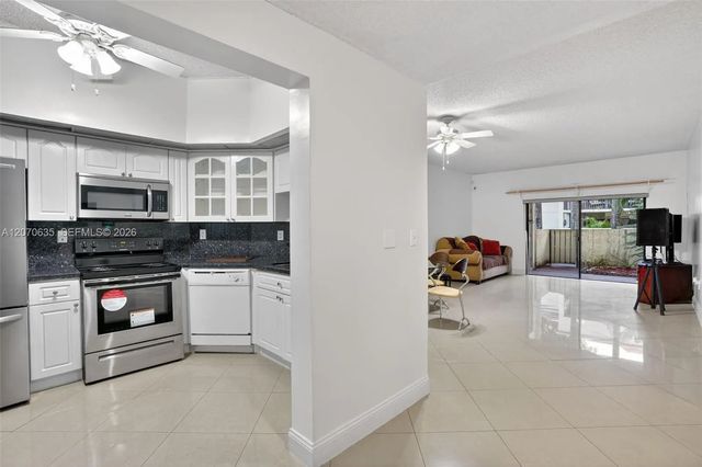 3 of 25 - 13045 Sw 88th Lane #104a, Miami, FL