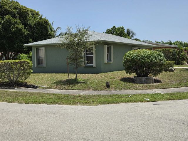 3 of 13 - 734 Ne 1st Street, Boynton Beach, FL