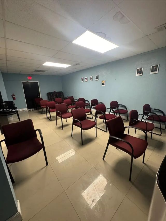 99 Nw 183rd Street #114, Miami Gardens
