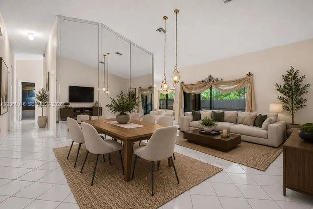 5 of 47 - 15821 Huntridge Road, Davie, FL