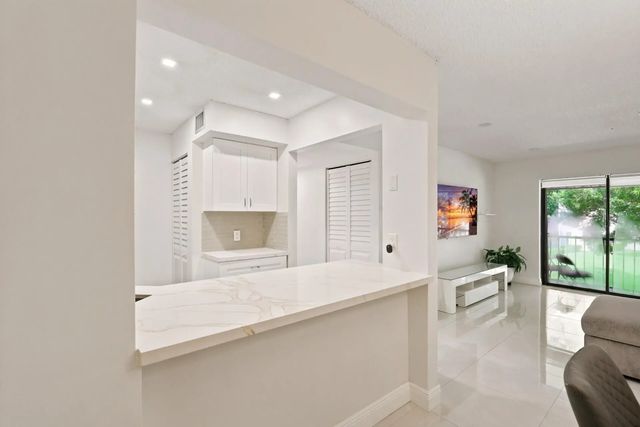 2 of 20 - 609 Sea Pine Way #f2, Greenacres, FL