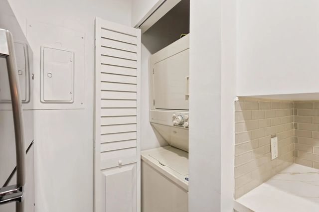4 of 20 - 609 Sea Pine Way #f2, Greenacres, FL