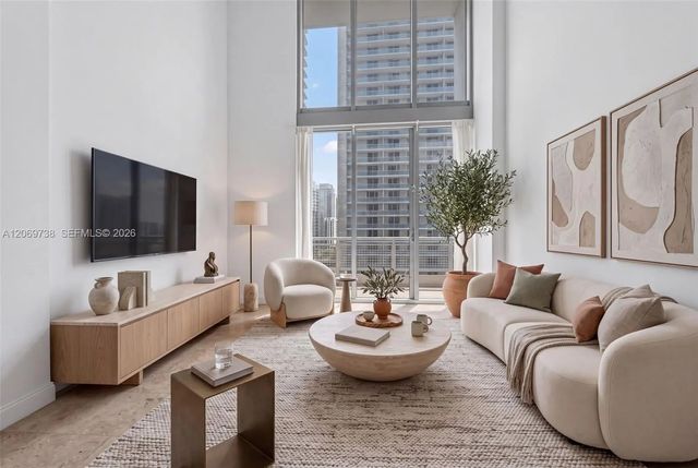 5 of 29 - 690 Sw 1st Court #2122, Miami, FL
