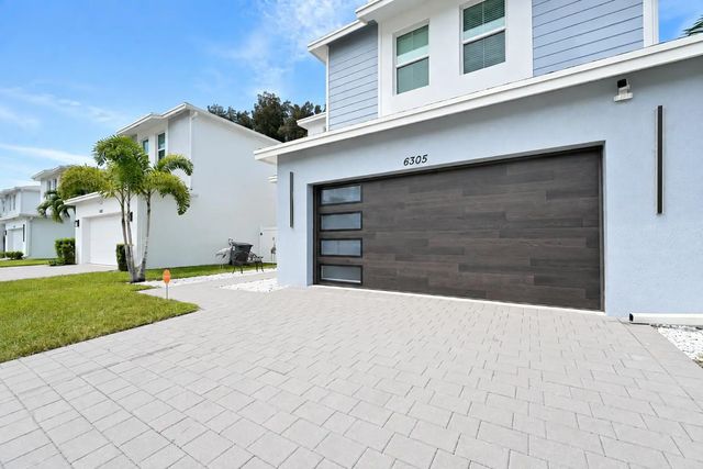 3 of 42 - 6305 Tenor Drive, West Palm Beach, FL